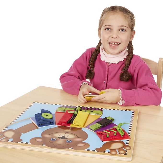 Melissa & Doug: Дерев’яна дошка з застібками