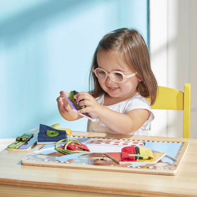 Melissa & Doug: Дерев’яна дошка з застібками