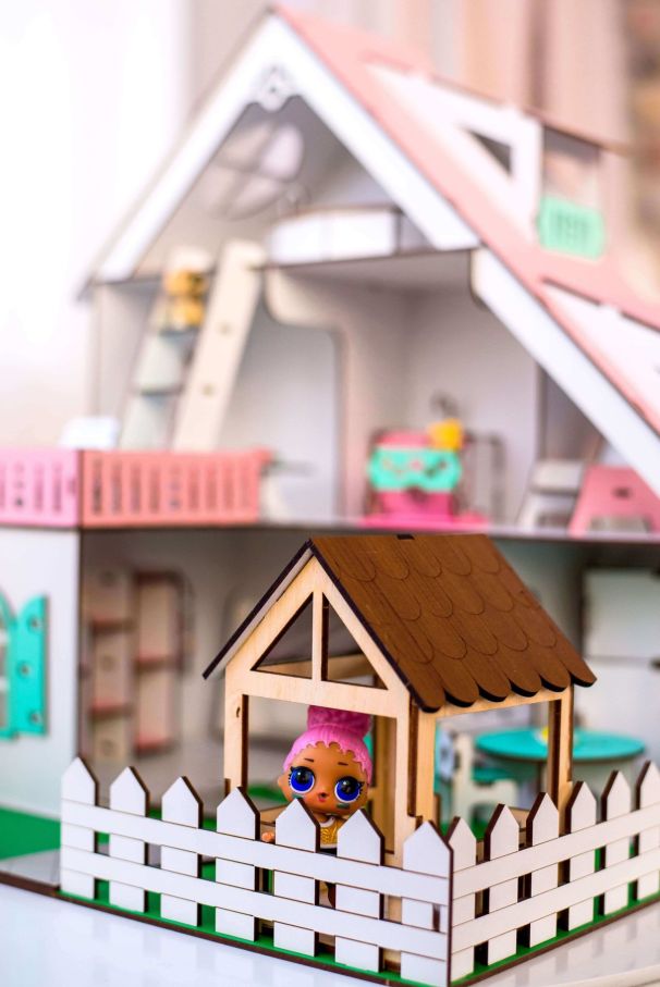 Ляльковий будиночок NestWood Кантрі Хаус для ляльок ЛОЛ + меблі 9 од (kdl010)