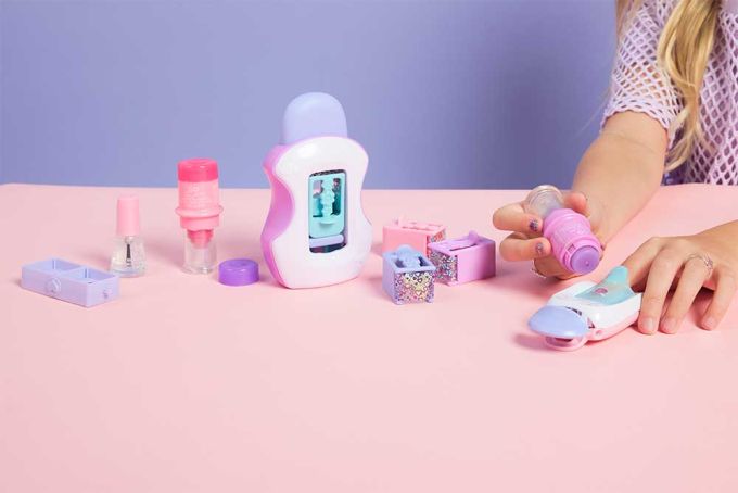 Cool Maker: манікюрний салон «Go GLAM»
